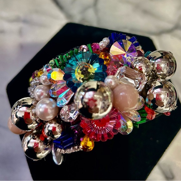 Vintage ‘80s Designer Crystal and Beadwork “Everything” Cuff Bracelet-Boutique - Picture 6 of 15